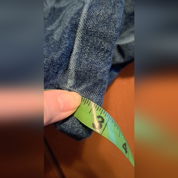 Juniors' Plus Size SO  High Rise Mom Shorts Size 17/33 Waist Daisy's Retro Denim - Picture 8 of 9